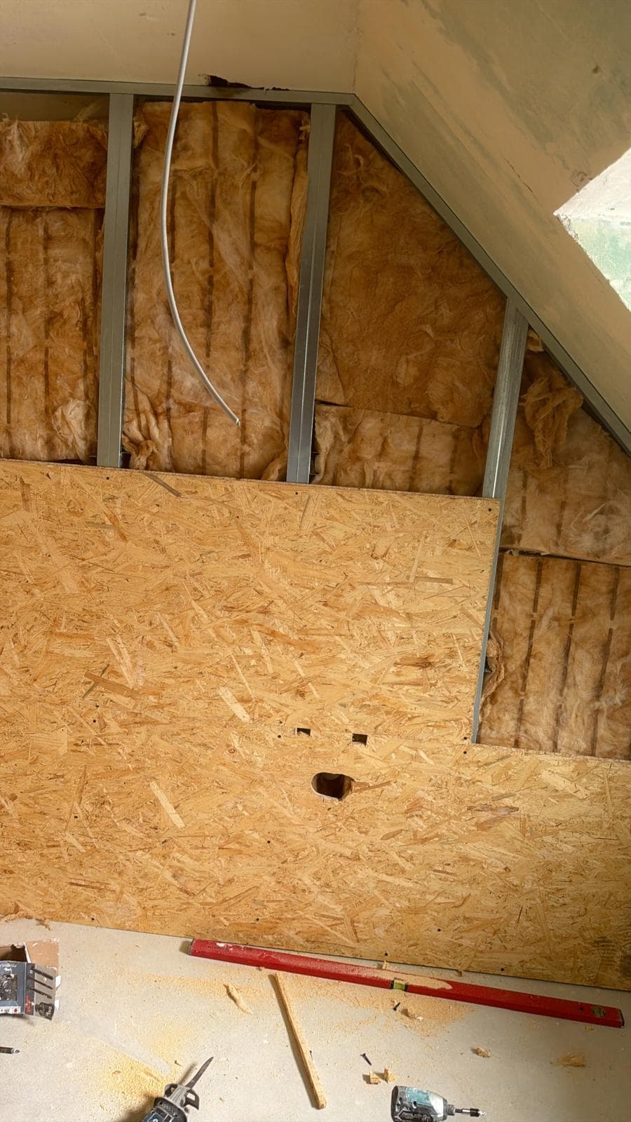 Gedämmte Dachschräge mit OSB-Beplankung